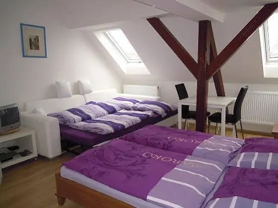 Homestay szállás Suite Ohrada Prága Csehország